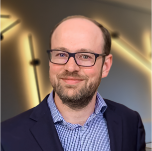 Eric-Portrait-Square300px